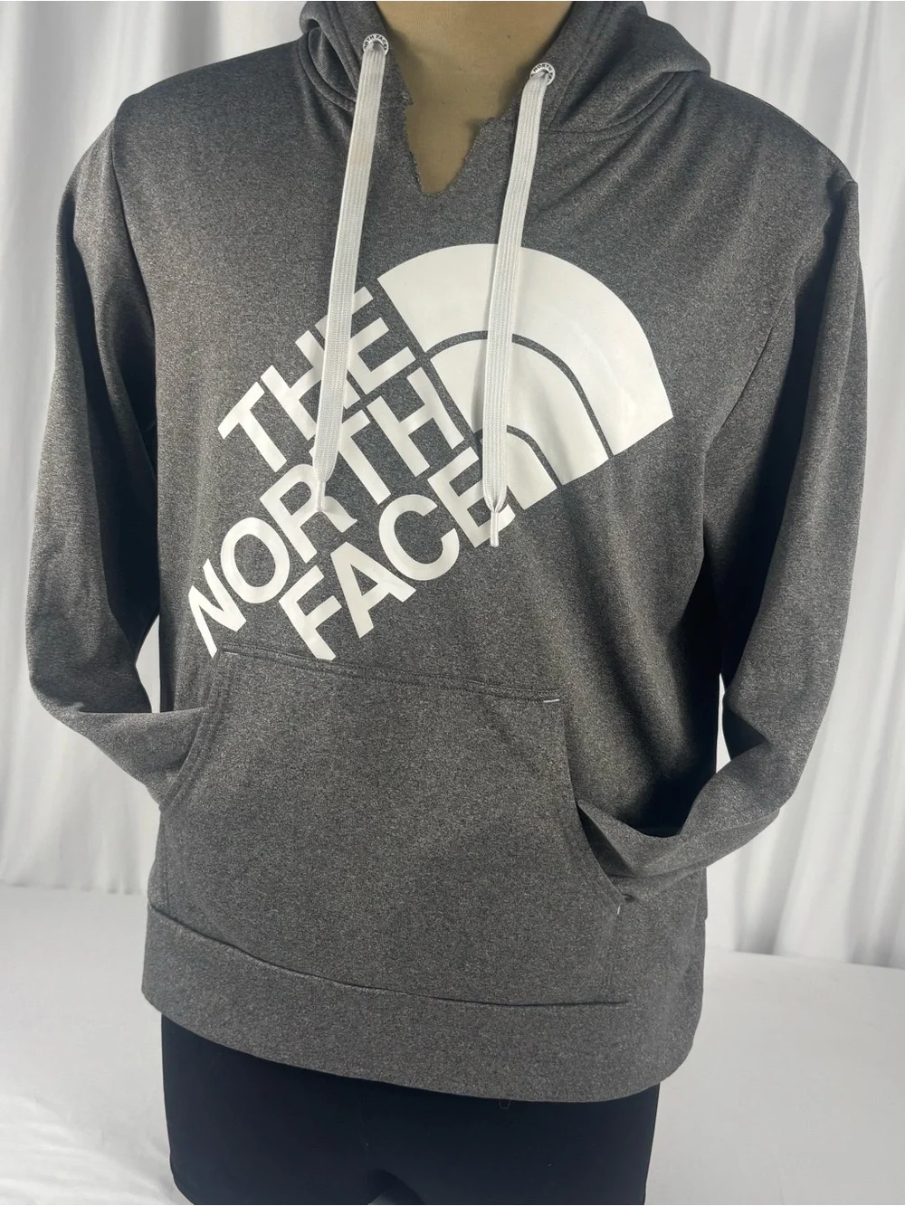 The North Face Surgent Half Dome Logo Pullover Hoodie – Men’s Large
